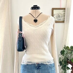 Vintage y2k American Eagle Cream Cable Knit V-Neck Sweater (Fits Small) Coquette